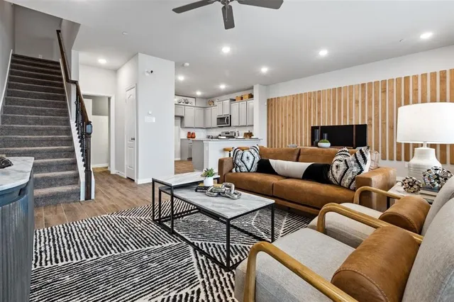 $309,990 | 245 Wagon Spoke Way, Unit 18, Fort Worth, TX 76120