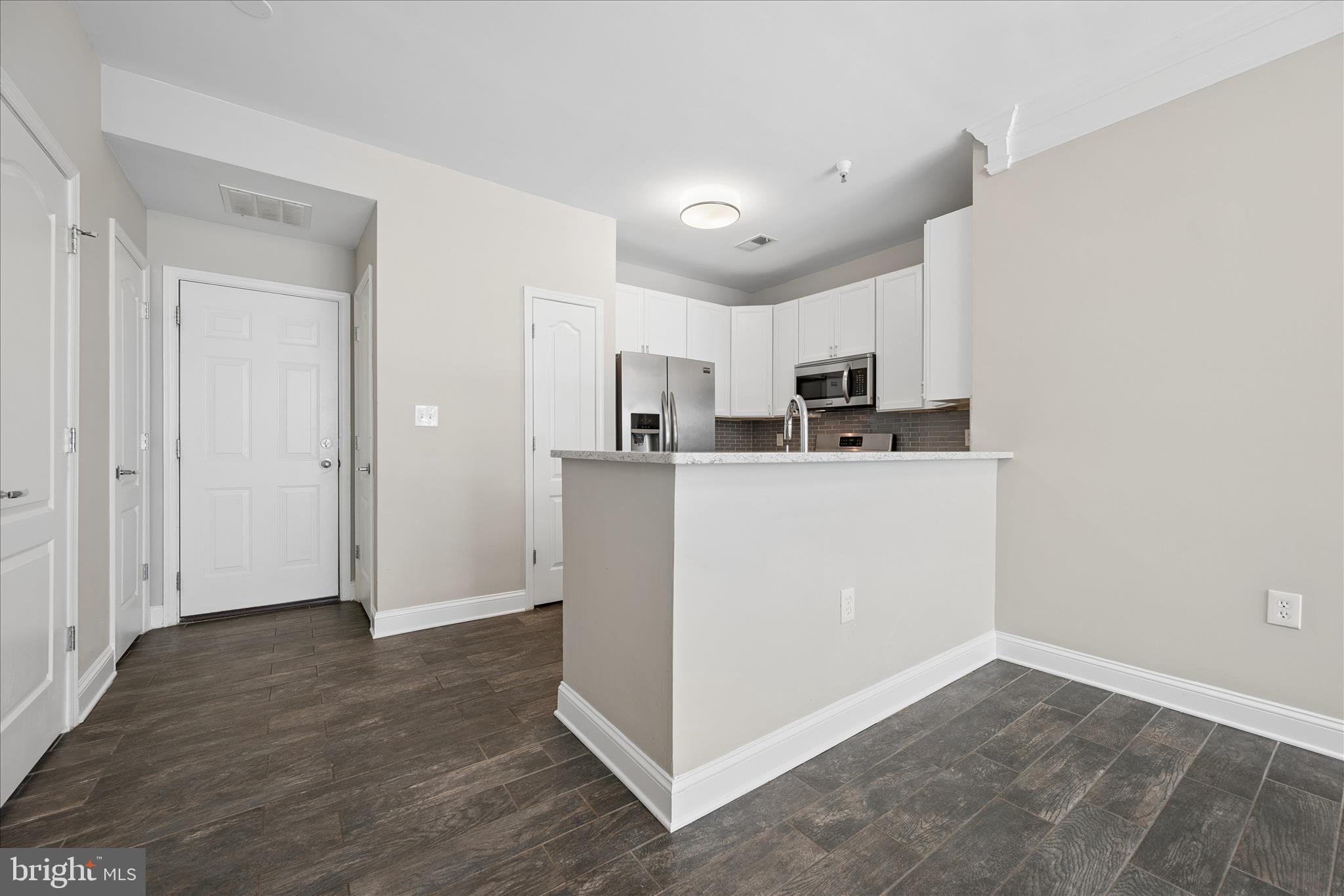 123 Bucksfield Road, Unit 123 Gaithersburg, MD 20878 - Photo 8 of 49 Kitchen