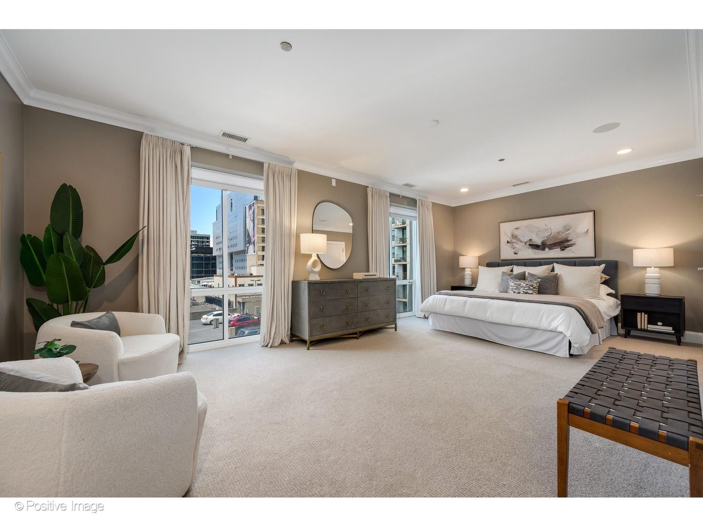 60 West Erie Street, Unit 601 Chicago, IL 60654 - Photo 19 of 33