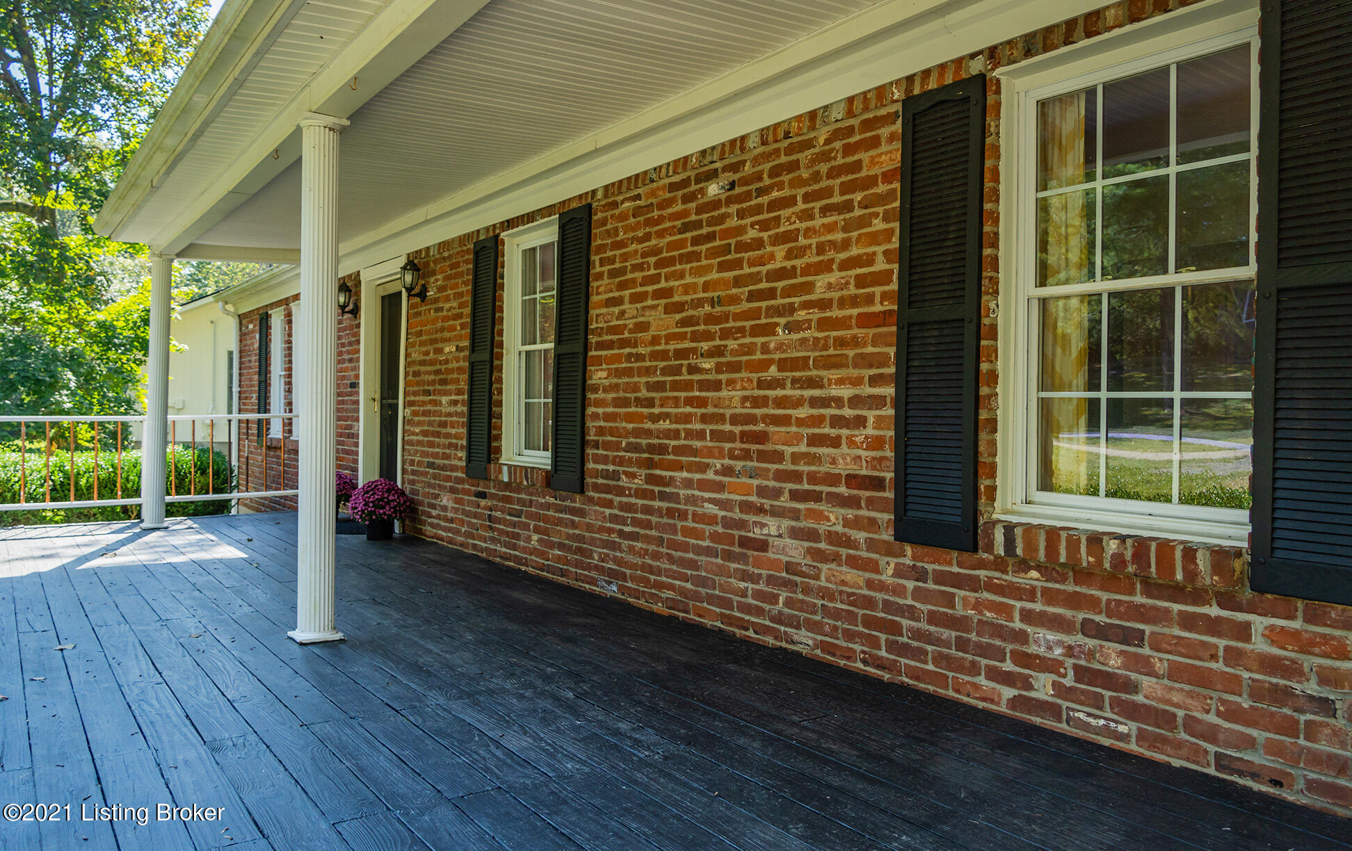 13201 Creekview Road Prospect, KY 40059 - Photo 4 of 61 13201-Creekview-Rd-20211004_004
