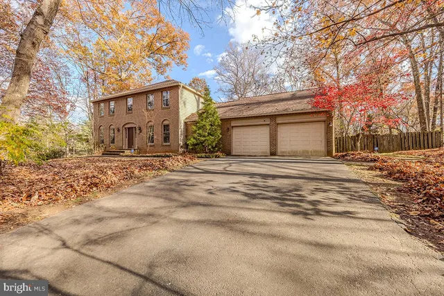 $1,250,000 | 2201 Nobehar Drive, Vienna, VA 22181