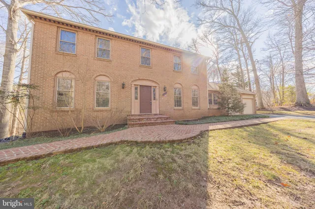 $1,225,000 | 2201 Nobehar Drive, Vienna, VA 22181