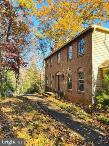 $1,250,000 | 2201 Nobehar Drive, Vienna, VA 22181