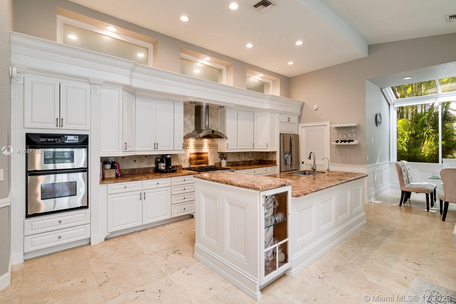 Colonnade Boca Raton, FL 33434 - Photo 19 of 51