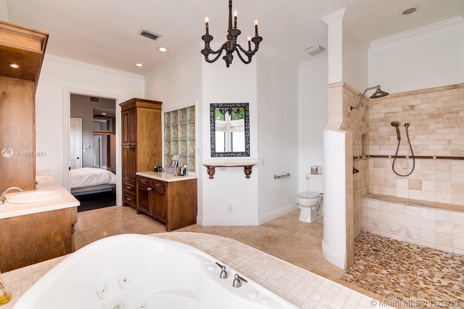 Colonnade Boca Raton, FL 33434 - Photo 32 of 51