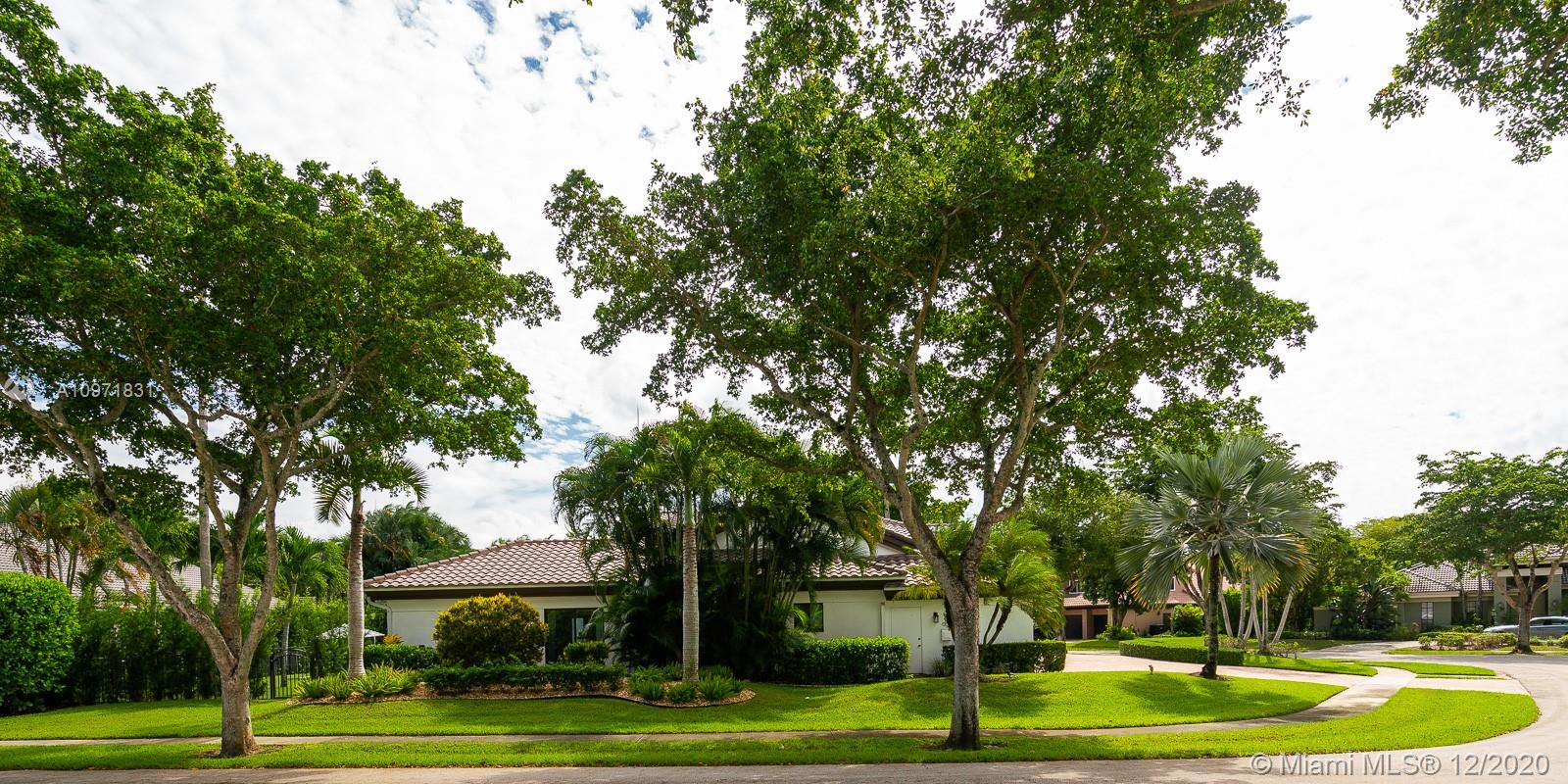 Colonnade Boca Raton, FL 33434 - Photo 33 of 51