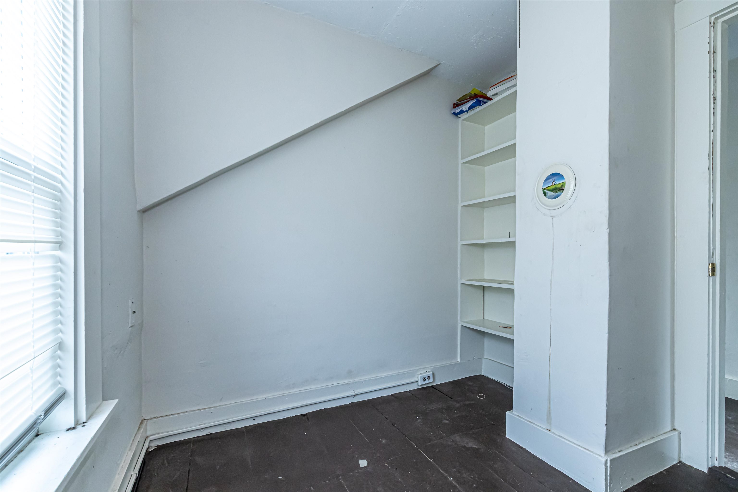 82 Howard Street Winchester, NH 03470 - Photo 14 of 30