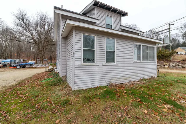 $189,900 | 82 Howard Street, Winchester, NH 03470
