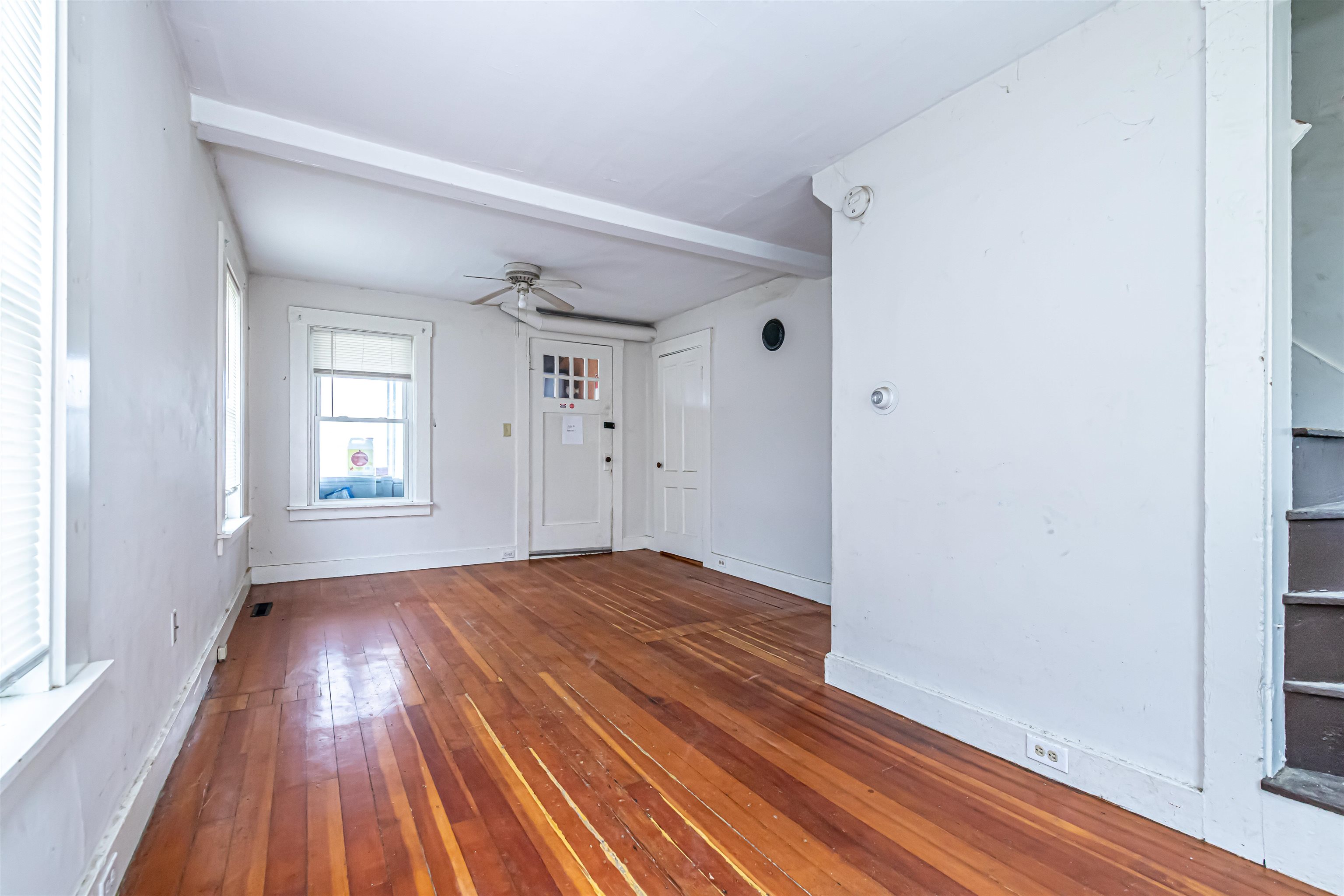 82 Howard Street Winchester, NH 03470 - Photo 4 of 30