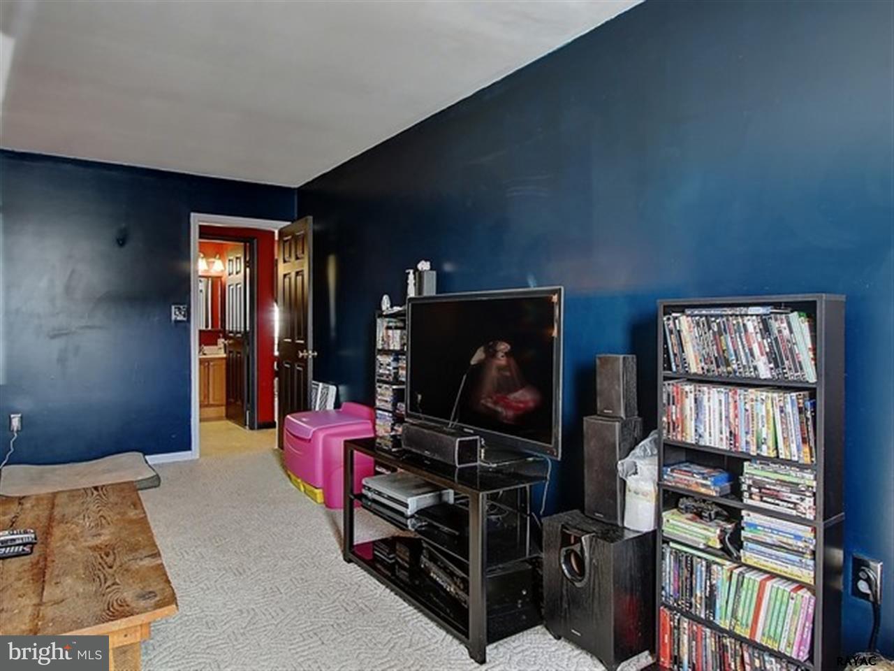 2992 Rainbow Road Dover, PA 17315 - Photo 11 of 22 Gallery Image 11