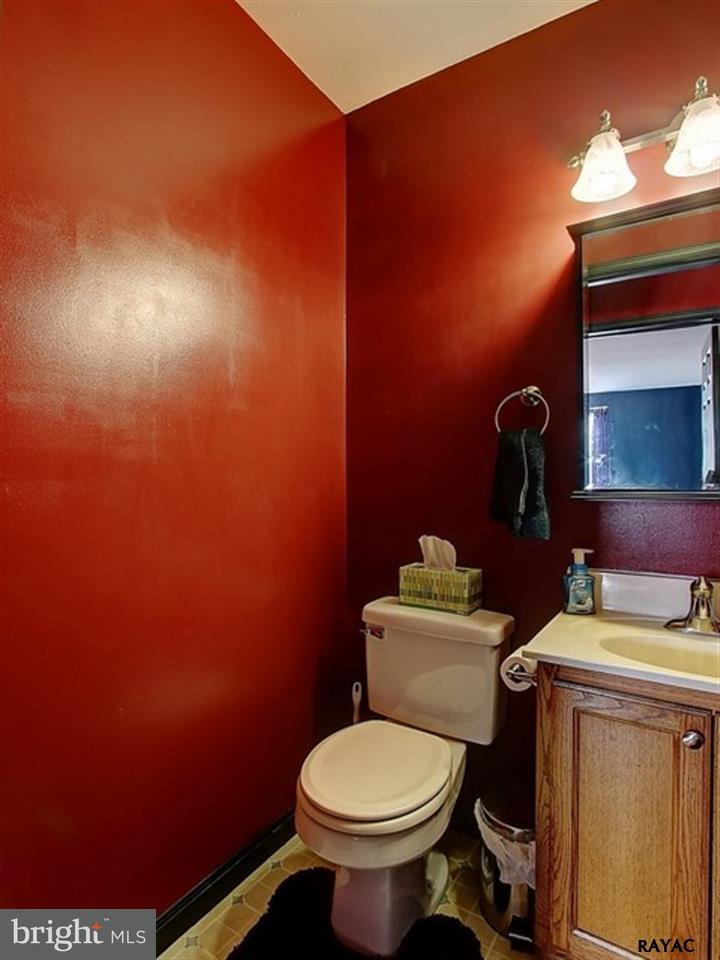 2992 Rainbow Road Dover, PA 17315 - Photo 12 of 22 Gallery Image 12