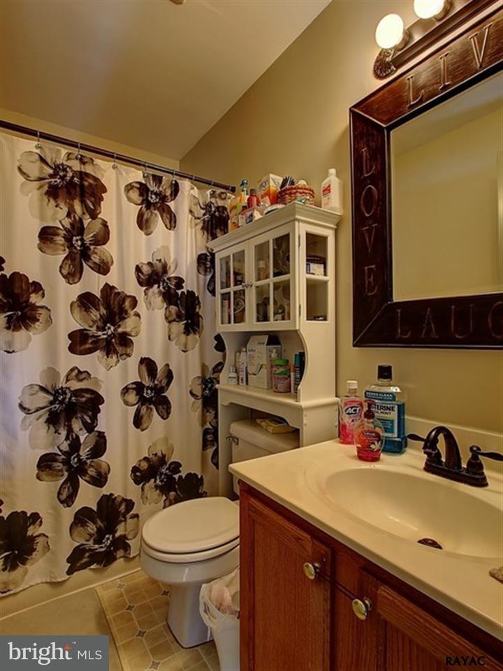 2992 Rainbow Road Dover, PA 17315 - Photo 18 of 22 Gallery Image 18