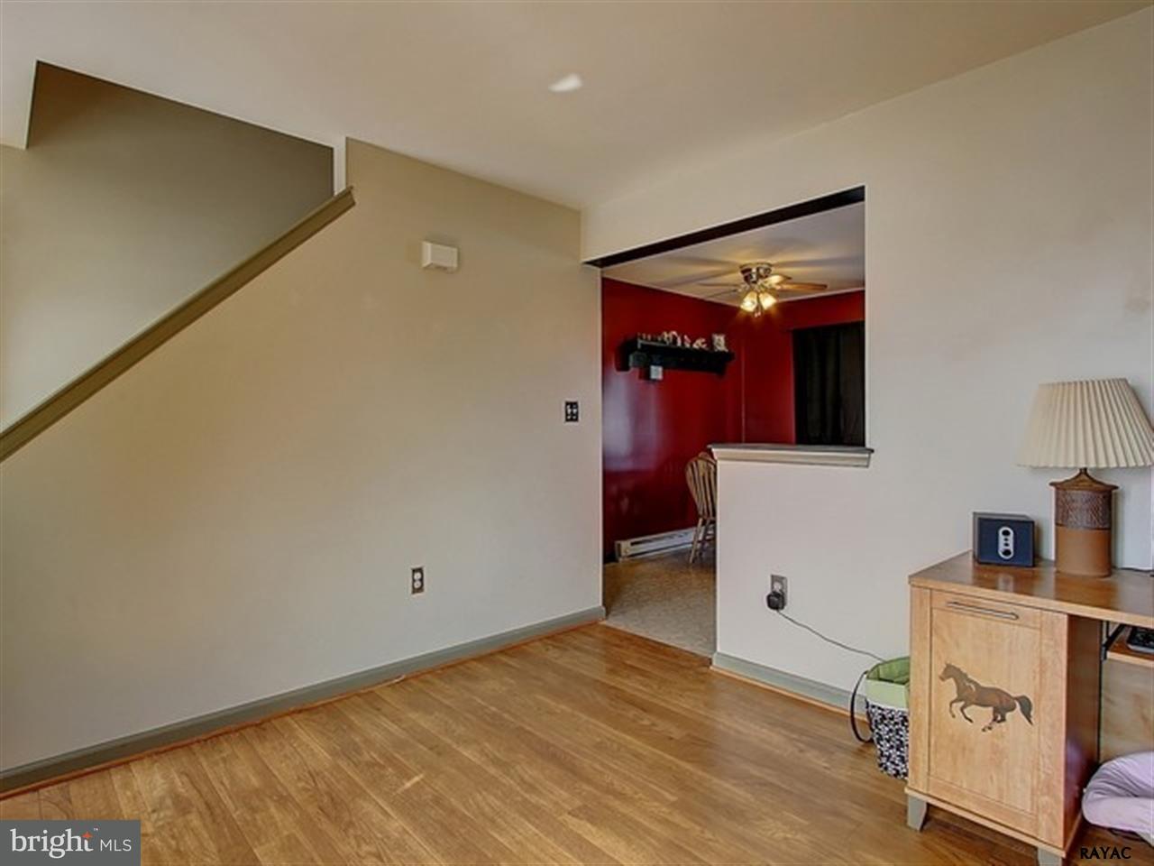 2992 Rainbow Road Dover, PA 17315 - Photo 3 of 22 Gallery Image 3
