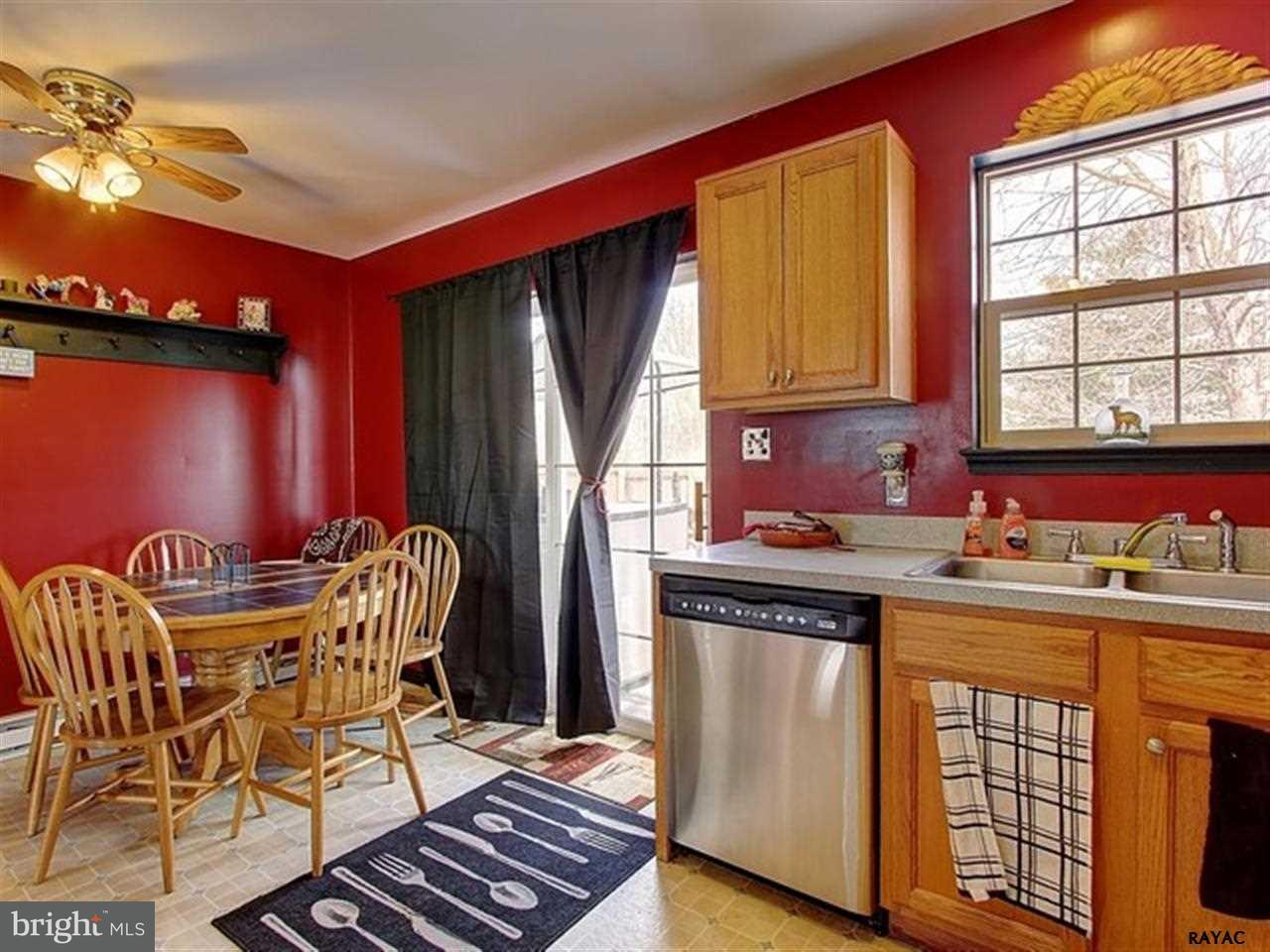 2992 Rainbow Road Dover, PA 17315 - Photo 8 of 22 Gallery Image 8
