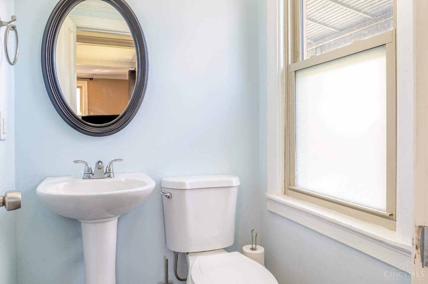 1920 Compton Road Cincinnati, OH 45231 - Photo 11 of 28 Gallery Image 11