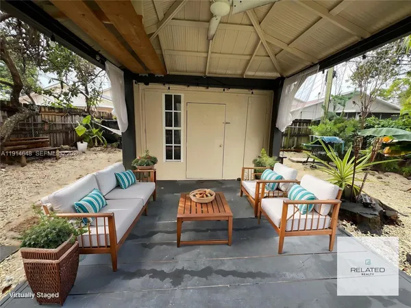 $1,249,000 | 3520 Southwest 25th Street, Miami, FL 33133