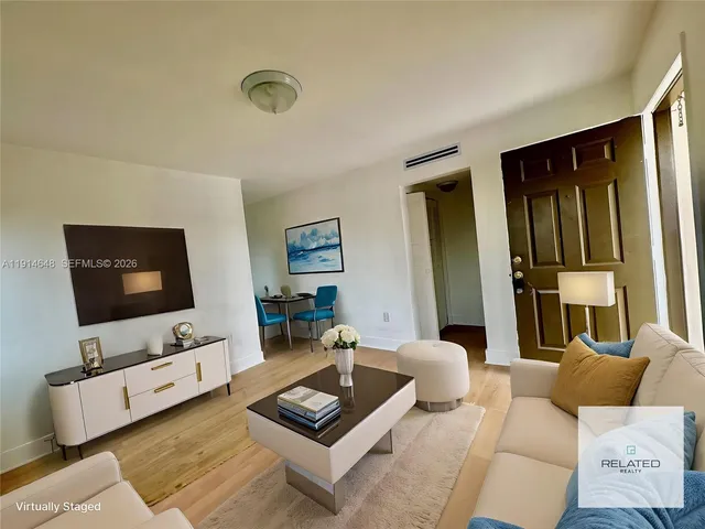 $1,275,000 | 3520 Southwest 25th Street, Miami, FL 33133