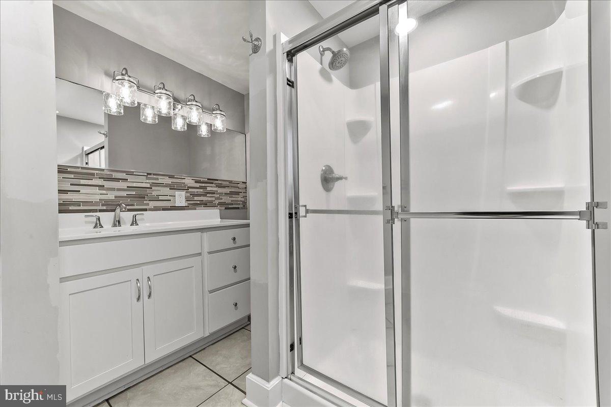 1050 Pike Springs Road, Unit 1058 Phoenixville, PA 19460 - Photo 11 of 20 Full Bath