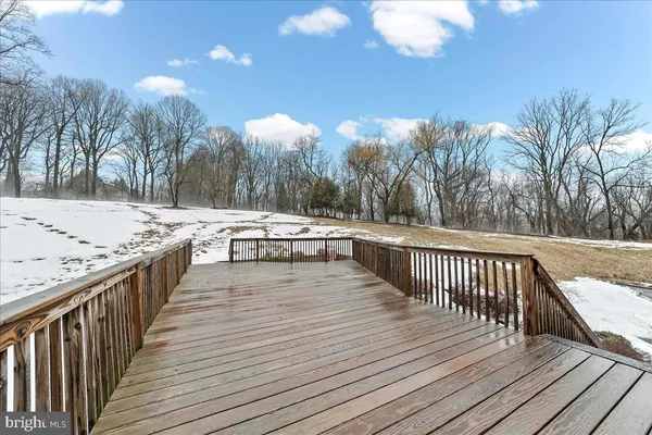 $2,000 | 1050 Pike Springs Road, Unit 1058, Phoenixville, PA 19460