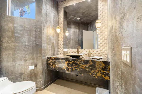 $3,200 | 293 Desert Holly Drive, Palm Desert, CA 92211
