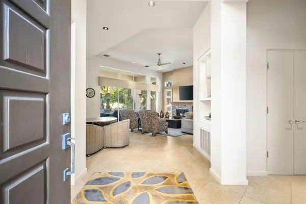 $3,200 | 293 Desert Holly Drive, Palm Desert, CA 92211