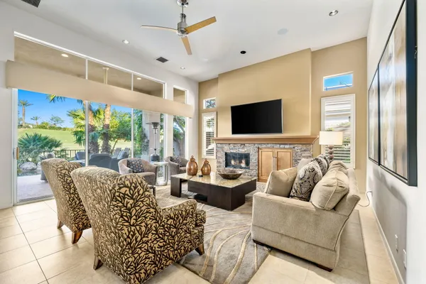 $3,200 | 293 Desert Holly Drive, Palm Desert, CA 92211