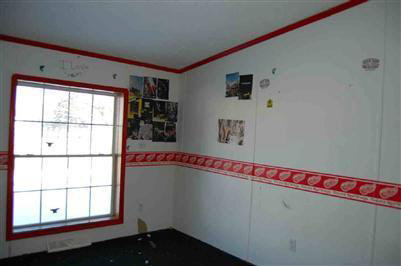 8476 North Webster Road Clio, MI 48420 - Photo 3 of 11 20132978-2.JPG