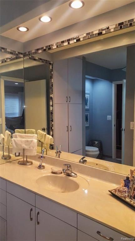 1426 Crescent Lane Rochester Hills, MI 48306 - Photo 16 of 23