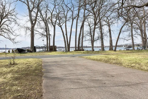 $799,000 | 3046 Julia Way, Mound, MN 55364
