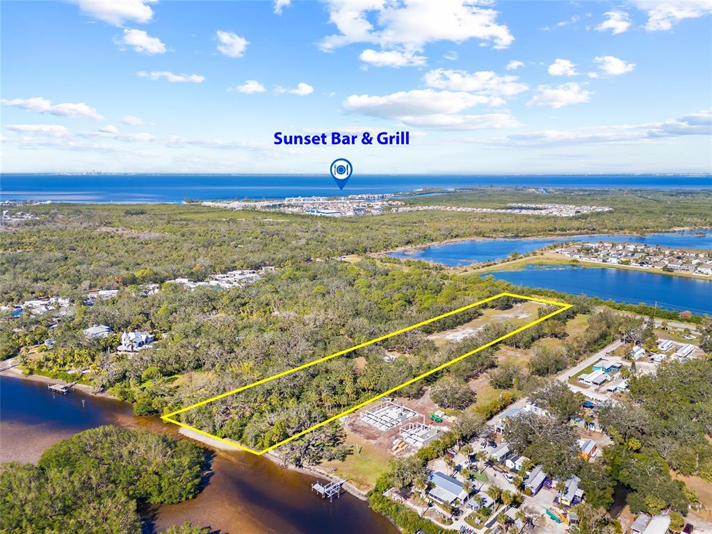 2312 West Shell Point Road Ruskin, FL 33570 - Photo 12 of 43 a view of an ocean and beach