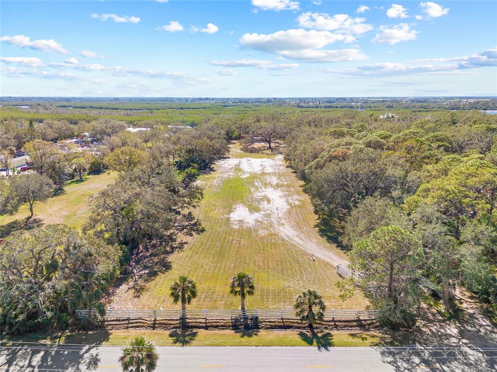 2312 West Shell Point Road Ruskin, FL 33570 - Photo 19 of 43