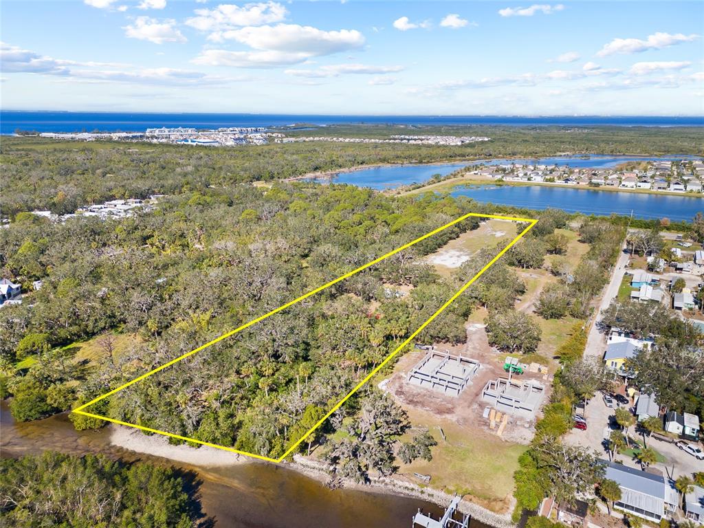 2312 West Shell Point Road Ruskin, FL 33570 - Photo 35 of 43 a view of an ocean