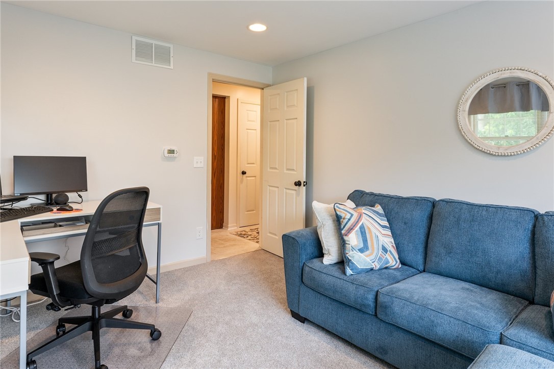 706 Close Circle Webster, NY 14580 - Photo 15 of 30