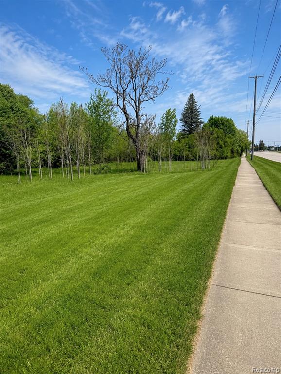 1423 North Belsay Road Burton, MI 48509 - Photo 2 of 3
