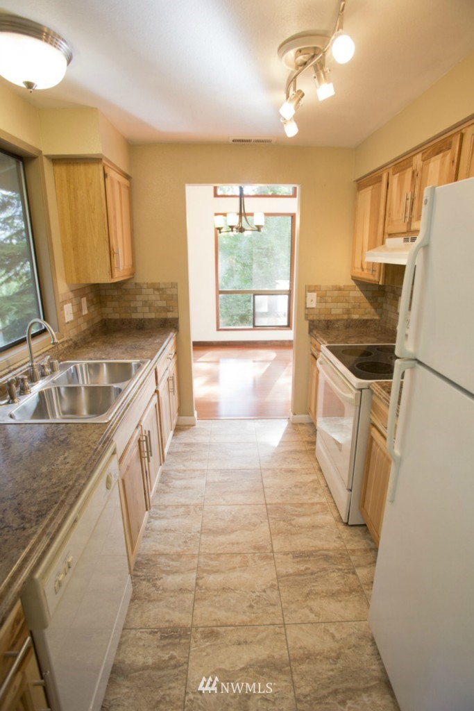 7 Jasper Ridge Lane Bellingham, WA 98229 - Photo 3 of 13 Gallery Image 3