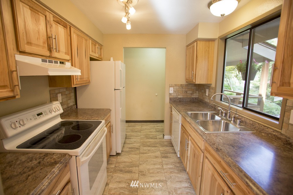 7 Jasper Ridge Lane Bellingham, WA 98229 - Photo 4 of 13 Gallery Image 4