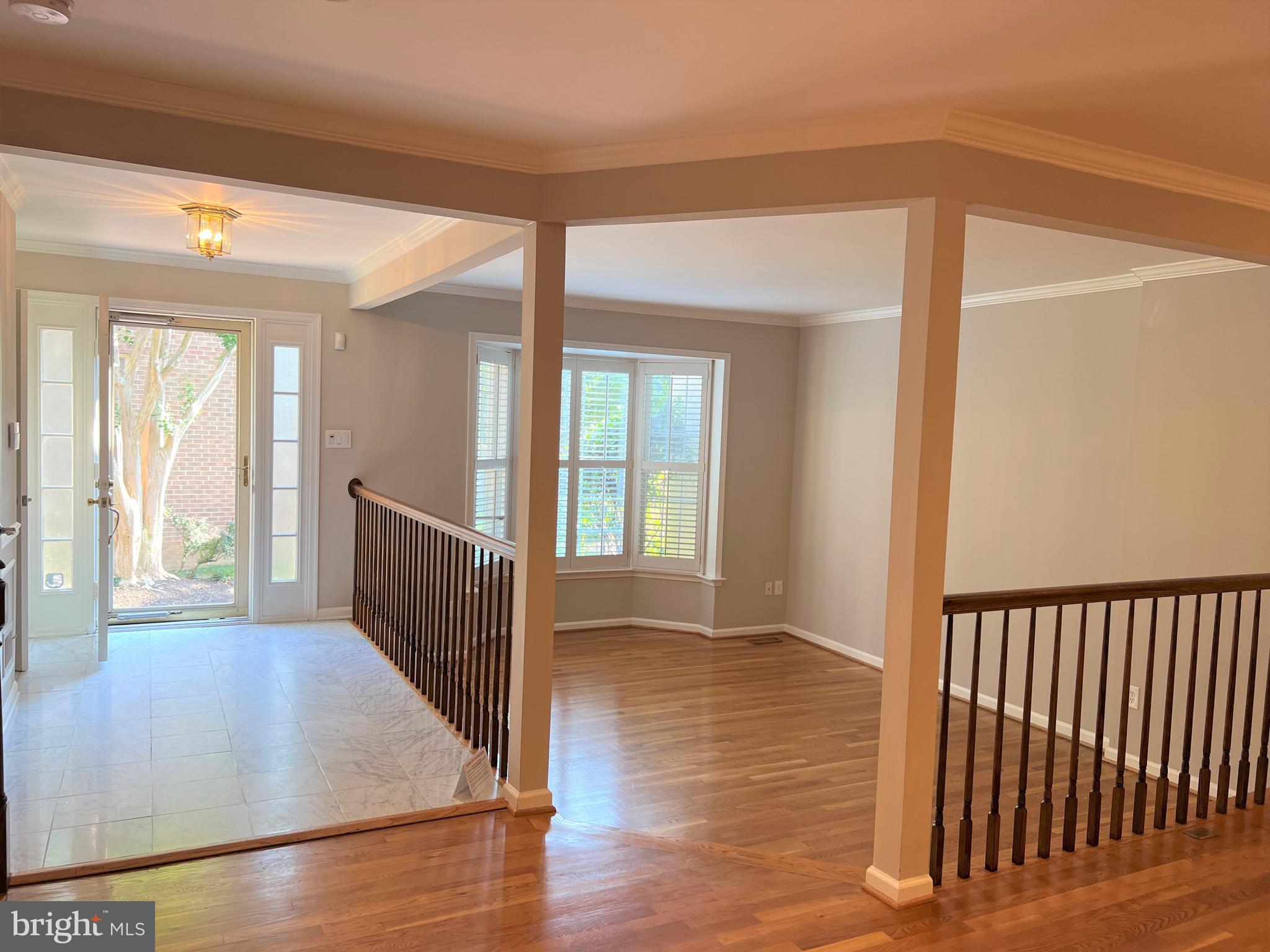 10783 Brewer House Road Rockville, MD 20852 - Photo 3 of 25 Entrance