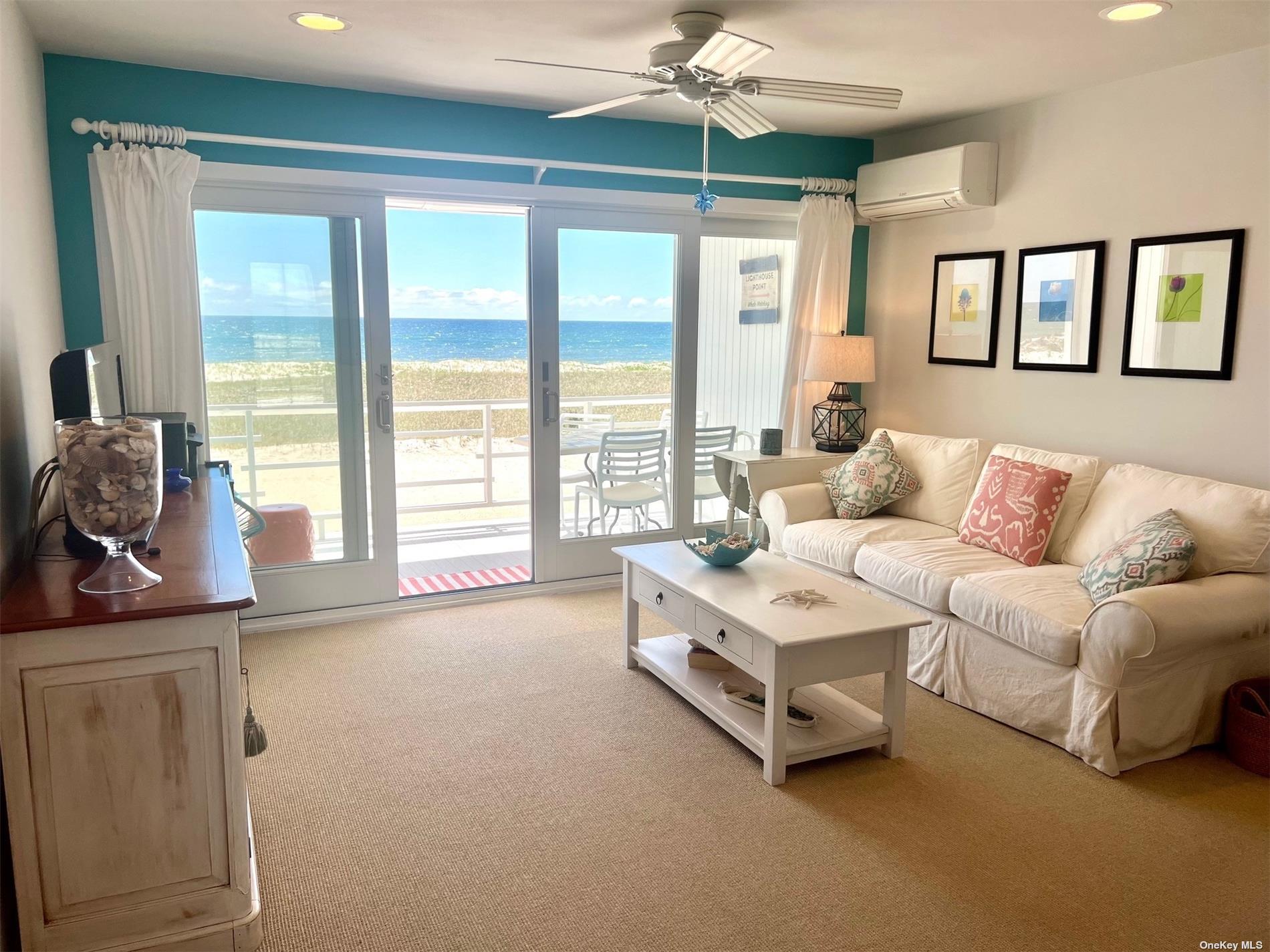 Livingroom Ocean View