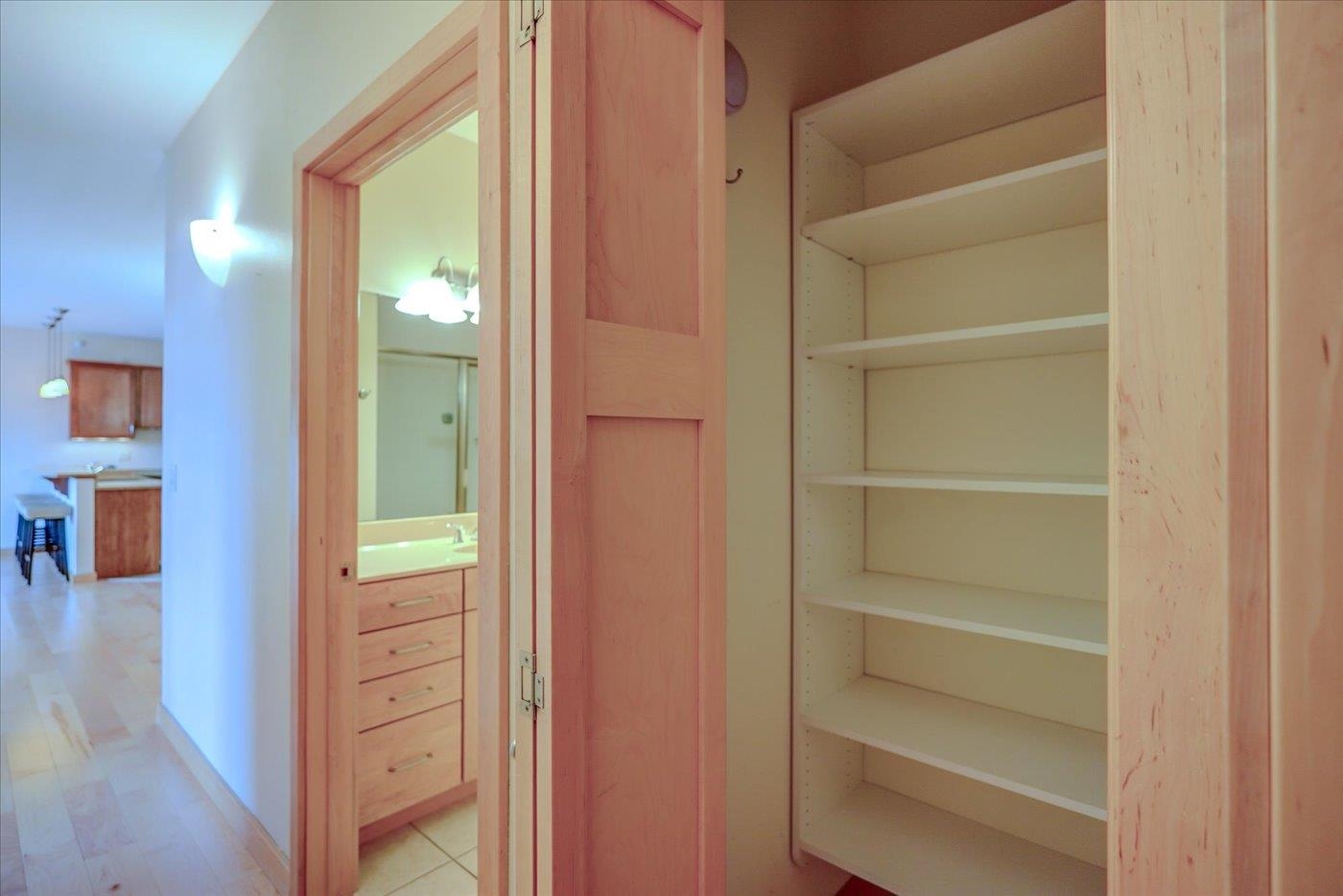 808 Williamson Street, Unit 406 Madison, WI 53703 - Photo 27 of 28