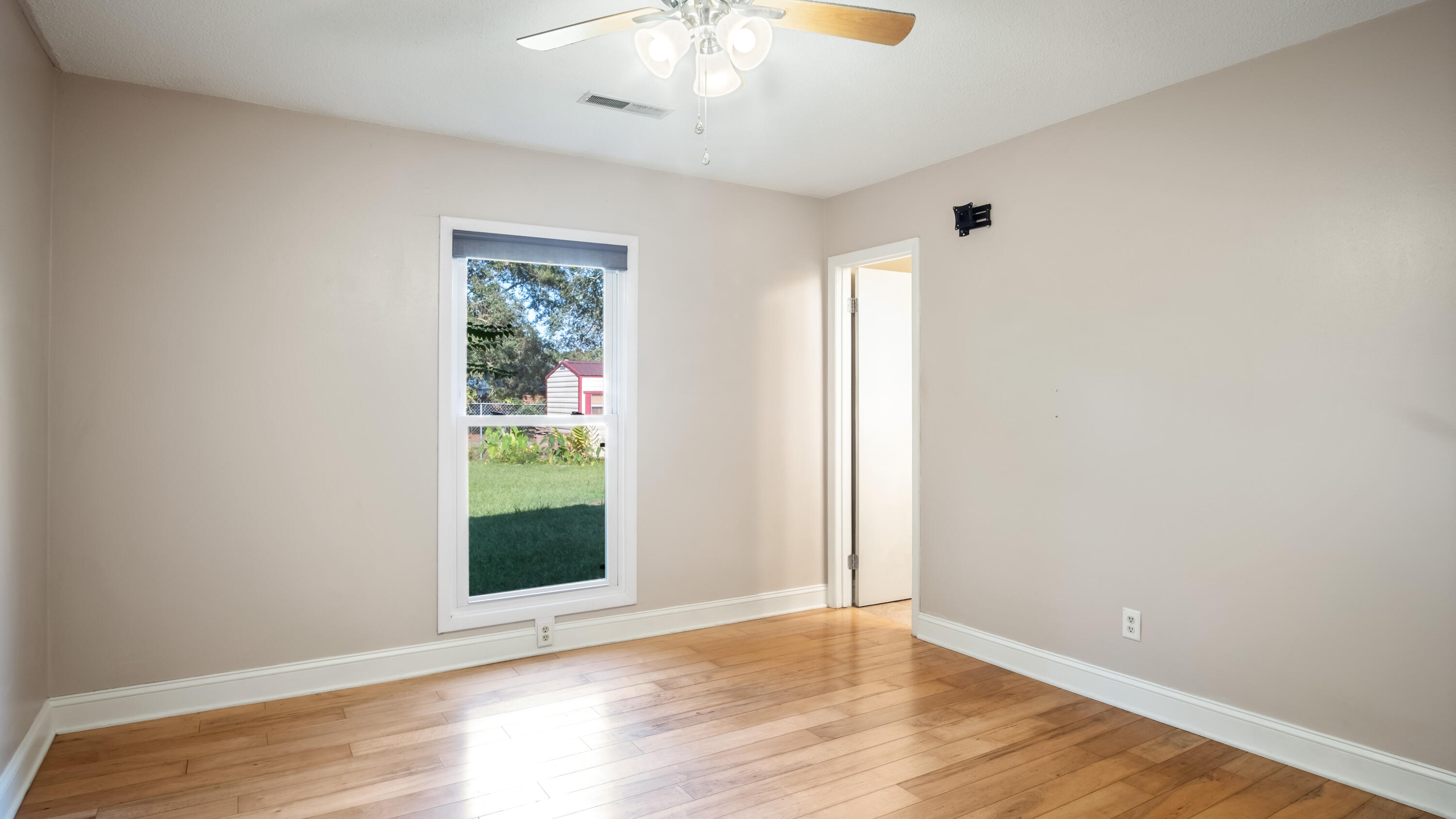 112 Marion Road Summerville, SC 29486 - Photo 23 of 36 DSCF1232