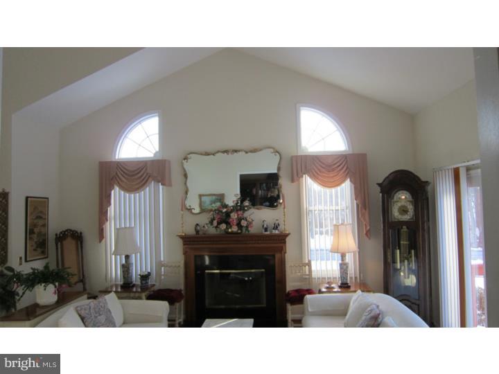 68 Southampton Parish Road Landenberg, PA 19350 - Photo 4 of 24 Living Room