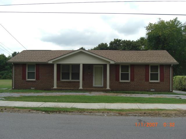 102 Grapevine Road Hendersonville, TN 37075 - Photo 1 of 14 Gallery Image 1