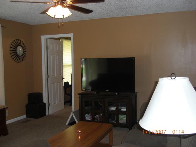 102 Grapevine Road Hendersonville, TN 37075 - Photo 5 of 14 LIVING ROOM NEUTRAL COLOR