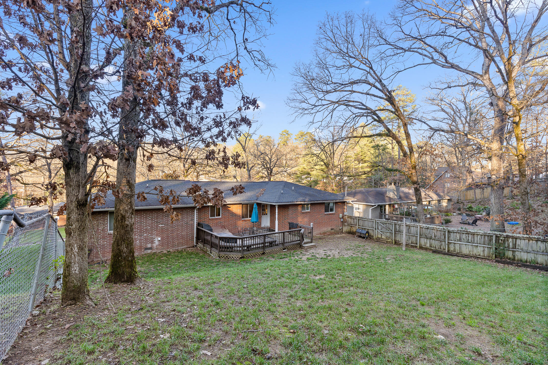 1004 Altamont Road Chattanooga, TN 37415 - Photo 36 of 40 Back yard