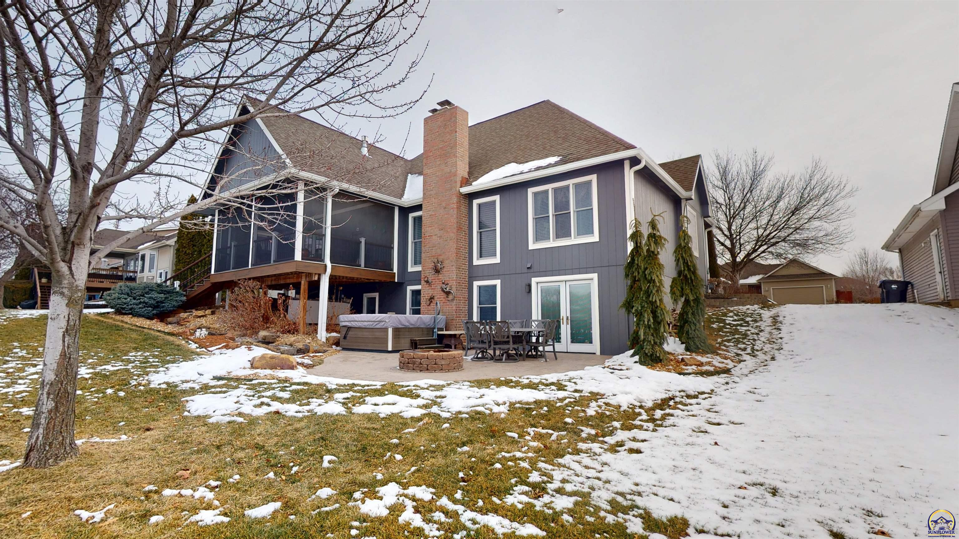 4111 Southwest Stone Avenue Topeka, KS 66610 - Photo 4 of 50