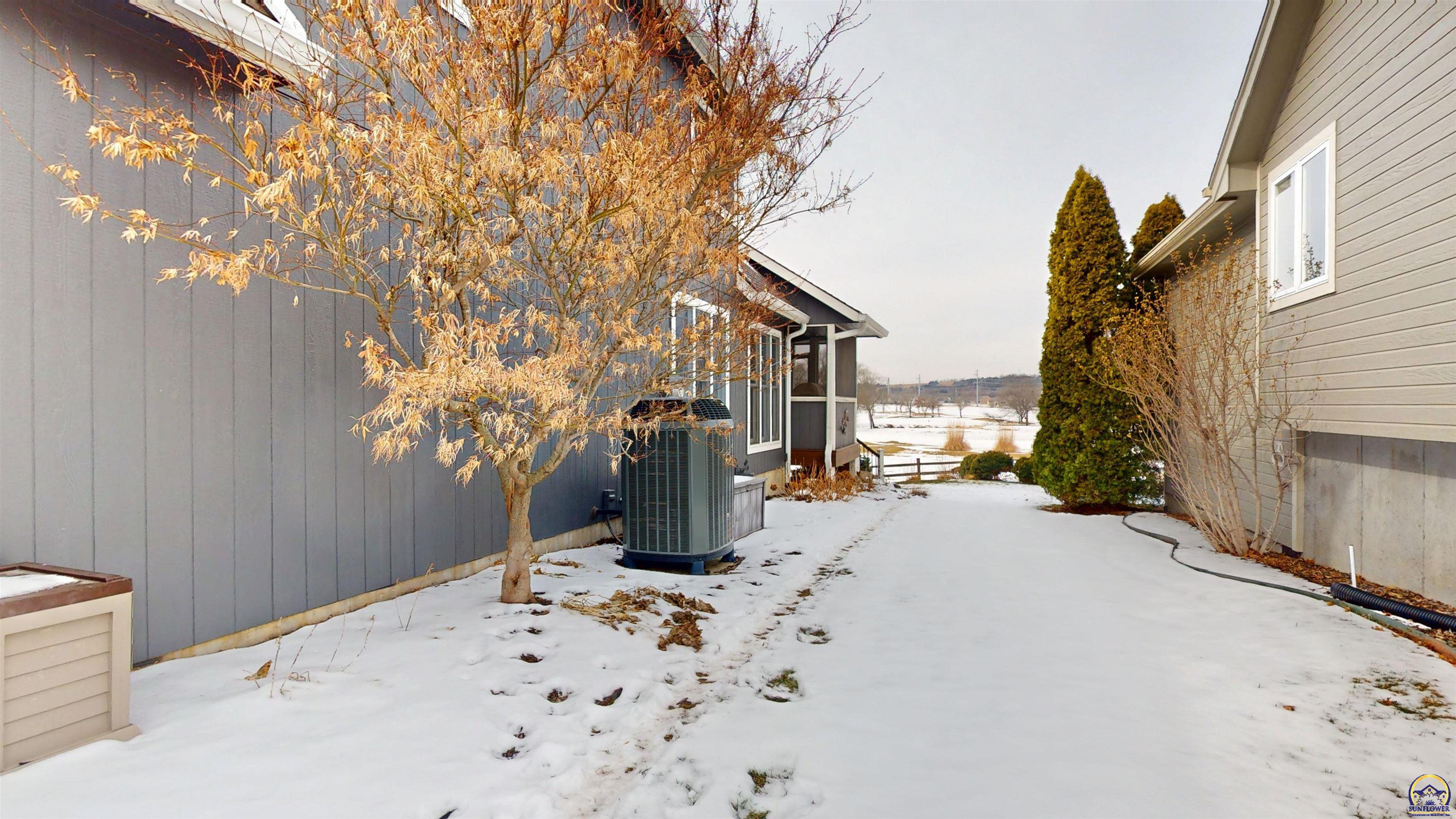 4111 Southwest Stone Avenue Topeka, KS 66610 - Photo 50 of 50