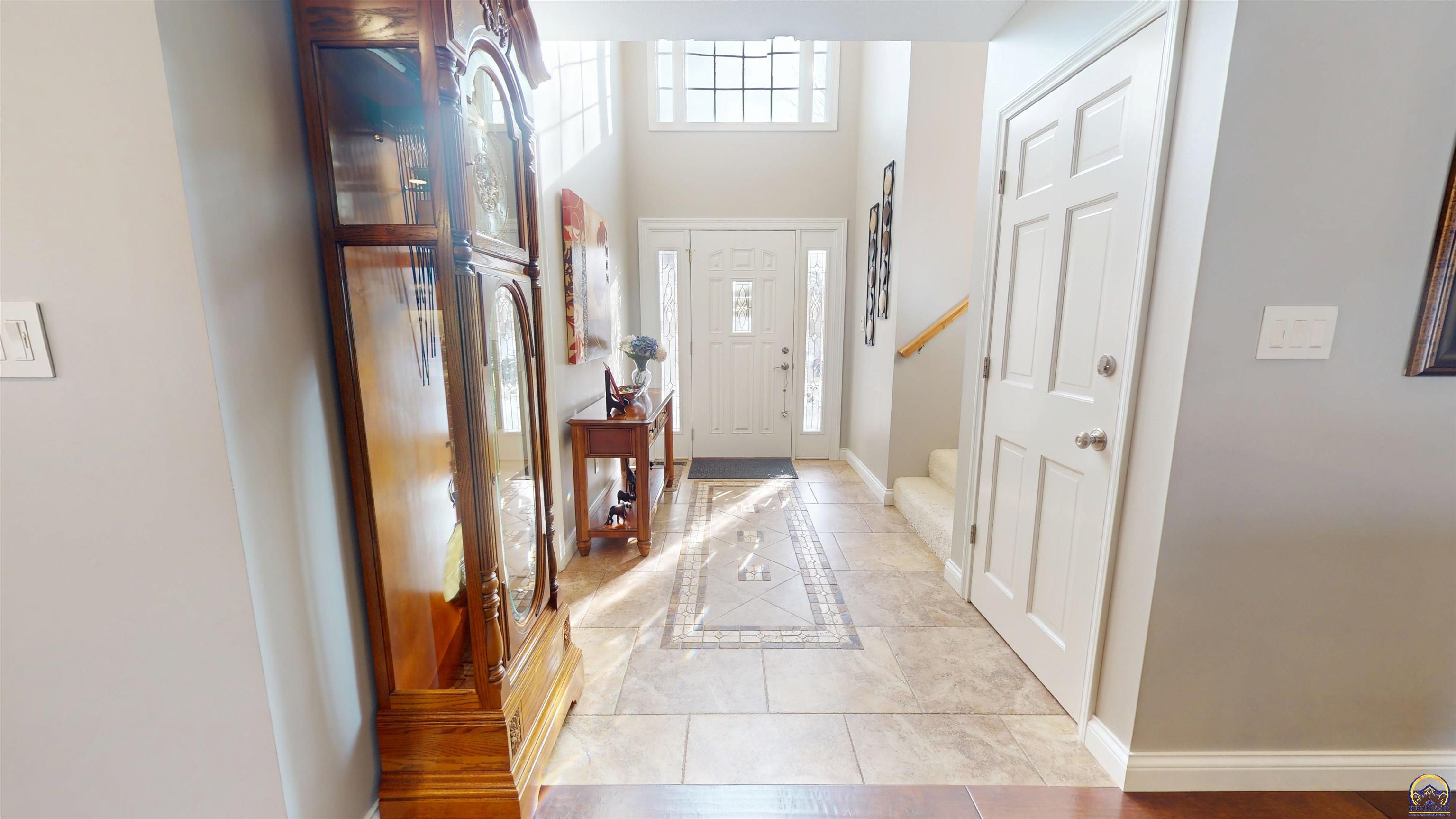 4111 Southwest Stone Avenue Topeka, KS 66610 - Photo 8 of 50