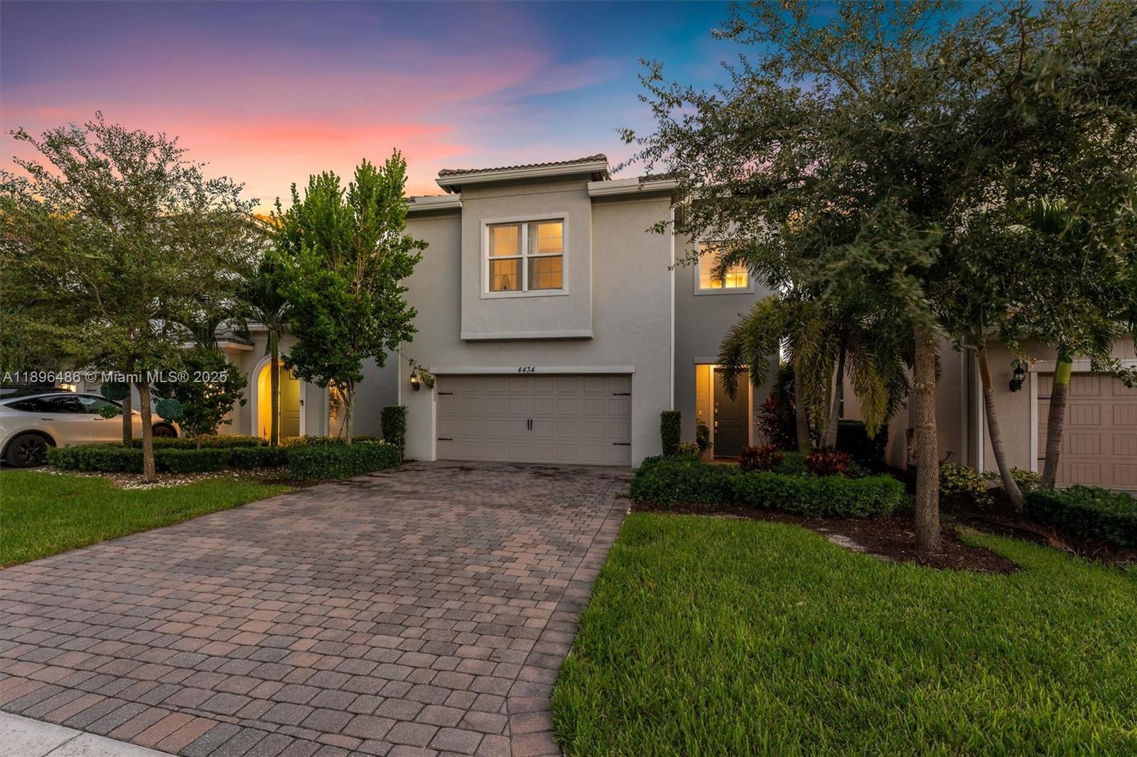 4434 Ficus Street Hollywood, FL 33021 - Photo 3 of 49 Gallery Image 3