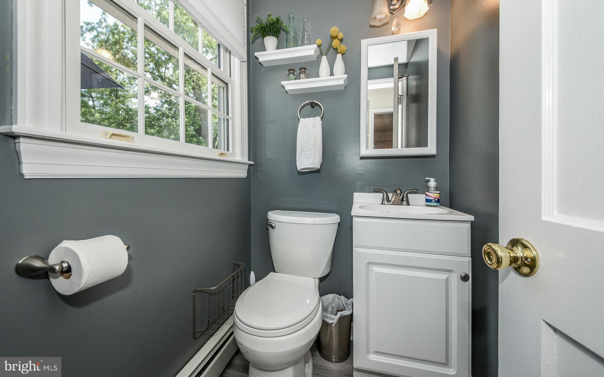 5 Arrowhead Trail Media, PA 19063 - Photo 20 of 42 1/2 Bath main floor