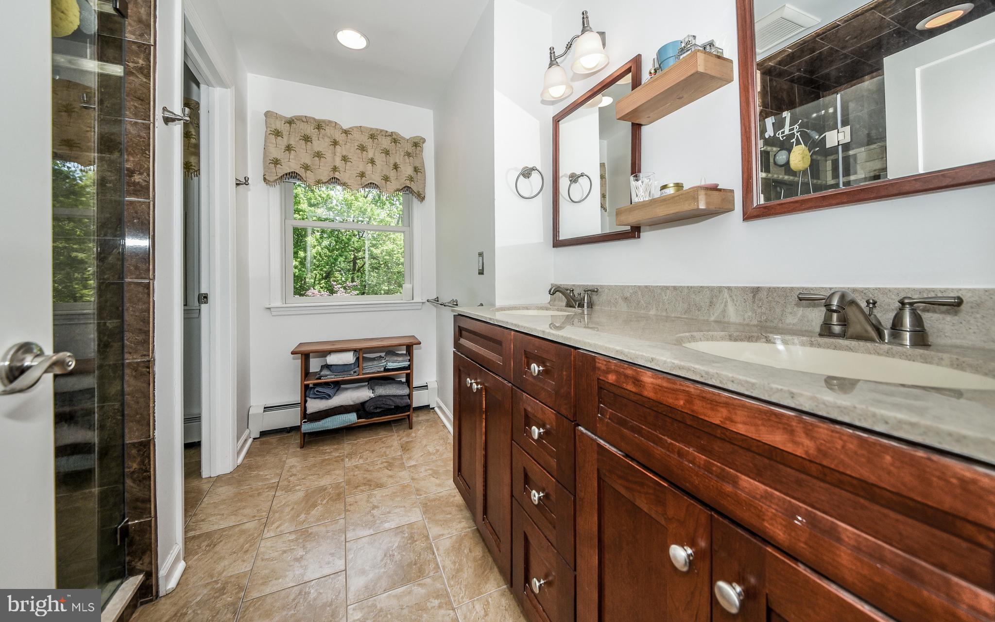 5 Arrowhead Trail Media, PA 19063 - Photo 23 of 42 Primary Bath